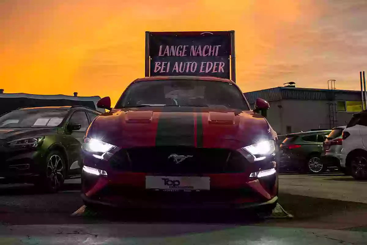 Ford Mustang Sonnenuntergang bei der Langen Nacht in Kolbermoor